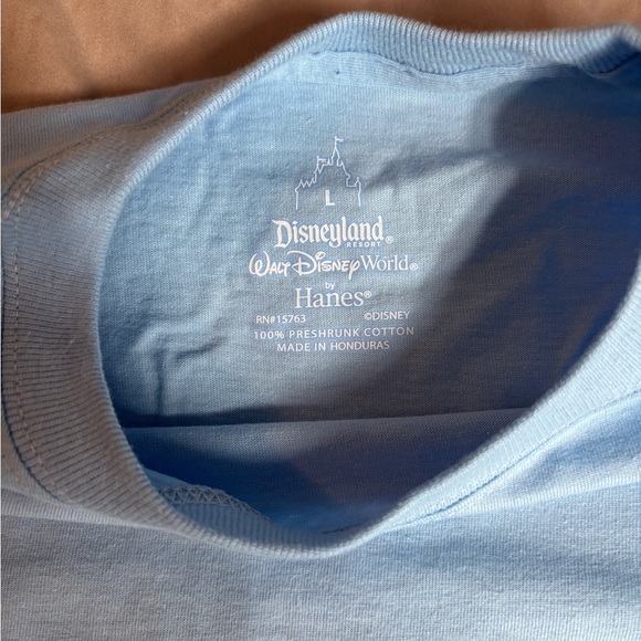 Donald Duck Disneyland Blue Graphic
T-Shirt - Picture 2 of 5